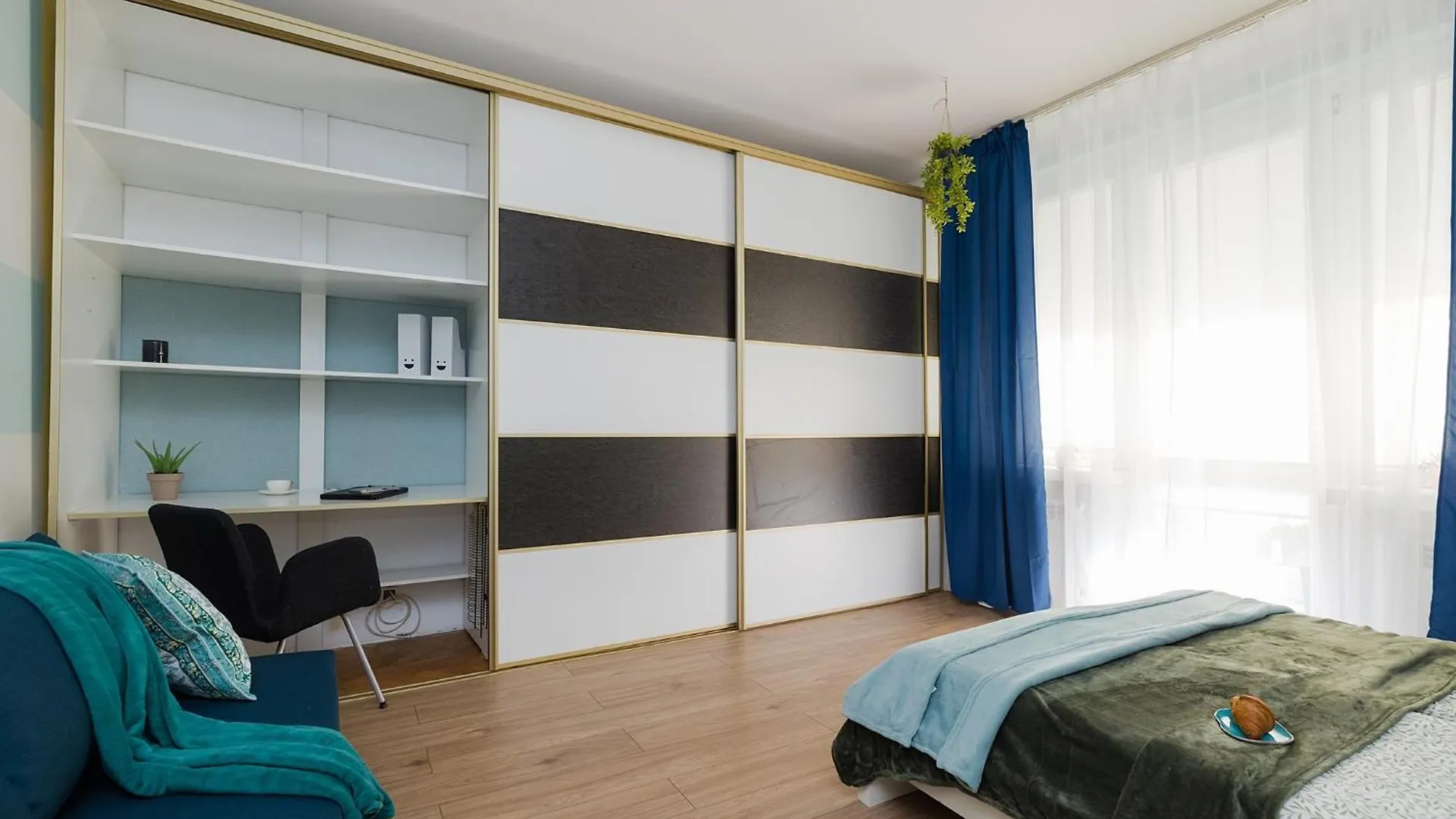 Superapart Grochowska 136, Very Close To The Mon Hospital On Saszerow Street Varsó 0*,  Lengyelország