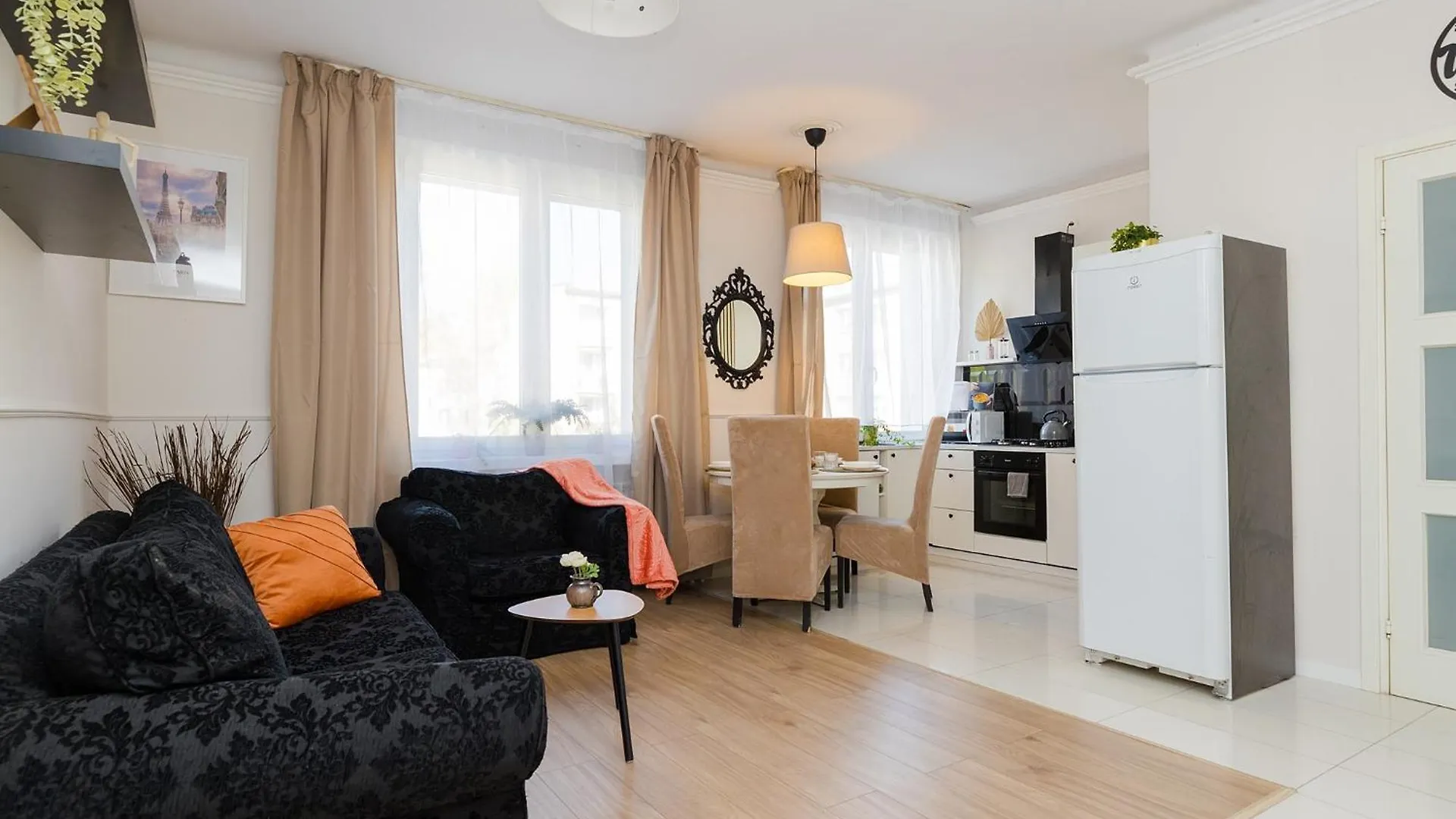 Apartman Superapart Grochowska 136, Very Close To The Mon Hospital On Saszerow Street Varsó